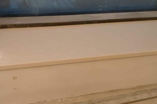 Бежевые подоконники из искусственного камня Staron SM421 Sanded Cream (2 шт.) Бежевые подоконники из искусственного камня Staron SM421 Sanded Cream (2 шт.)