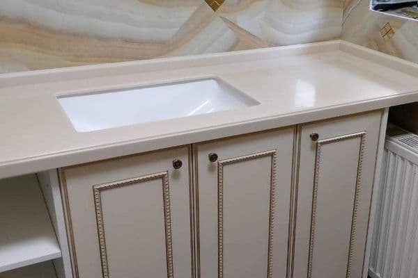 Столешница из искусственного камня Staron EB545 Metallic Beach Столешница из искусственного камня Staron EB545 Metallic Beach