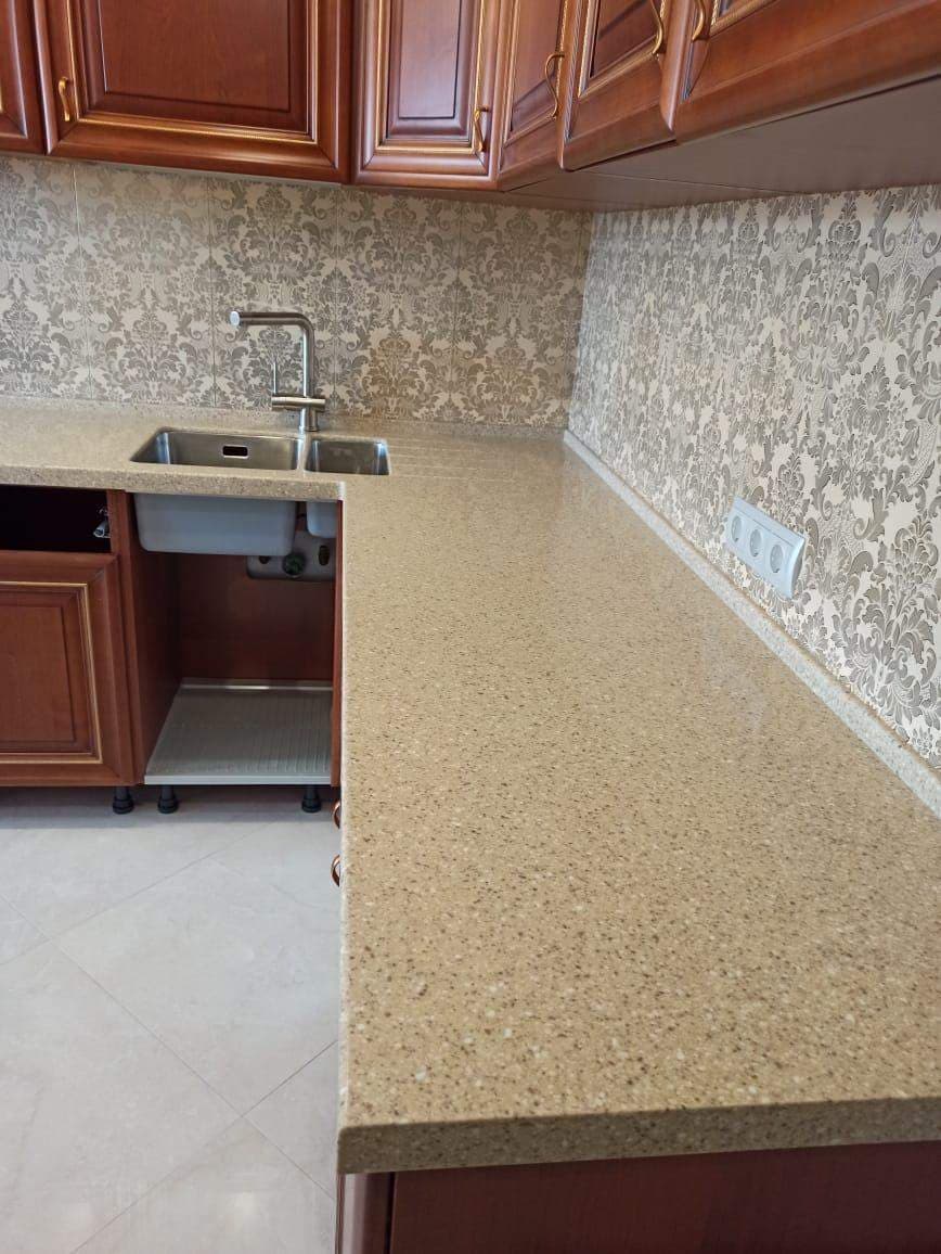 Угловая столешница, пристеночный борт и кромка из камня Grandex A-411 Precious Stone Угловая столешница, пристеночный борт и кромка из камня Grandex A-411 Precious Stone